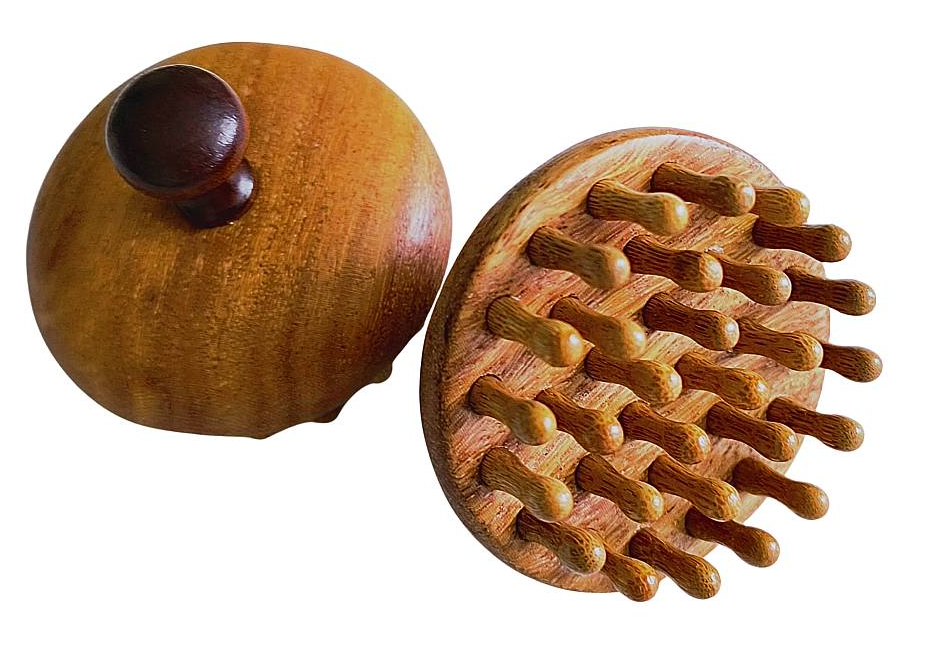 Dřevěný masážní kulatý kartáč do dlaně